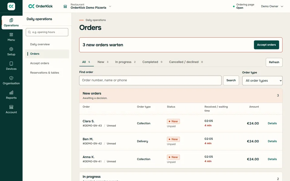 Restaurant area in the browser: orders of the demo pizzeria with a new order waiting to be accepted